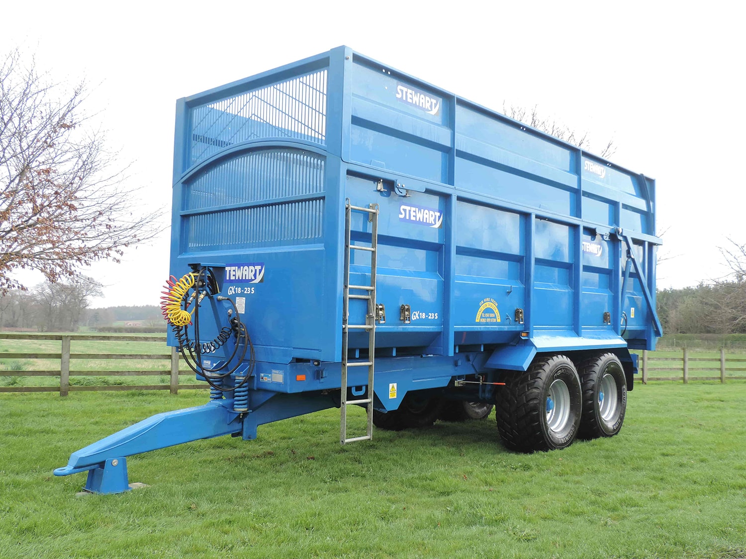 Stewart GX18-23 S with silage sides
